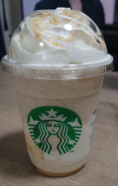 スタバの新作をモバイルオーダで先行販売【ベイクドクリーミー 生ホワイトチョコレート フラぺチーノ】